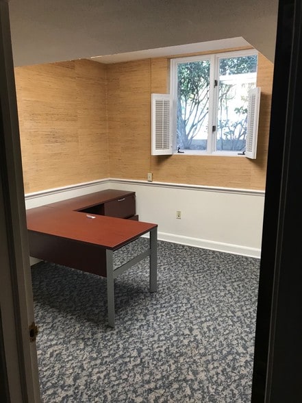 More Photos Of 1600 St Julian Pl, Columbia Office For Lease