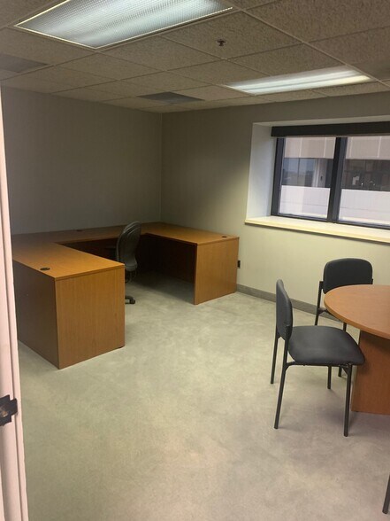 More Photos Of 600 Woodbridge St, Detroit Office For Lease