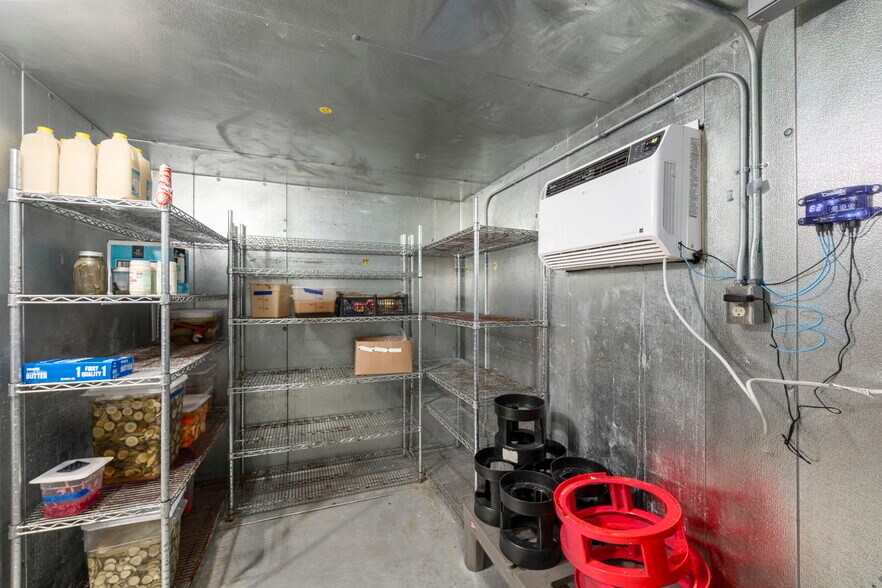 More Photos Of 18541 Mueschke Rd, Cypress Restaurant For Sale