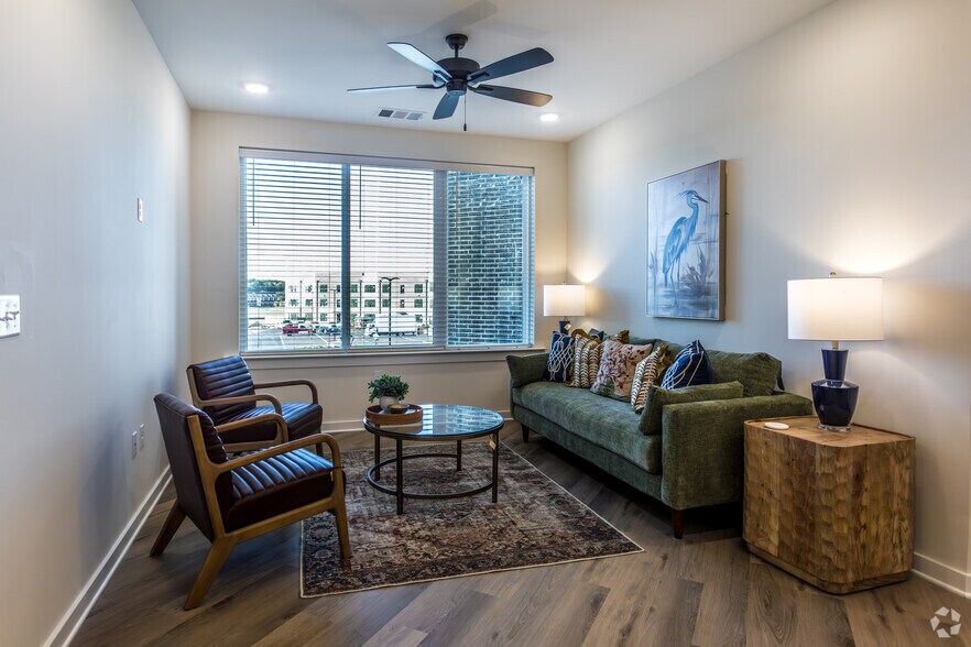 More Photos Of 885 Tunica Trl, Nesbit Apartments For Lease