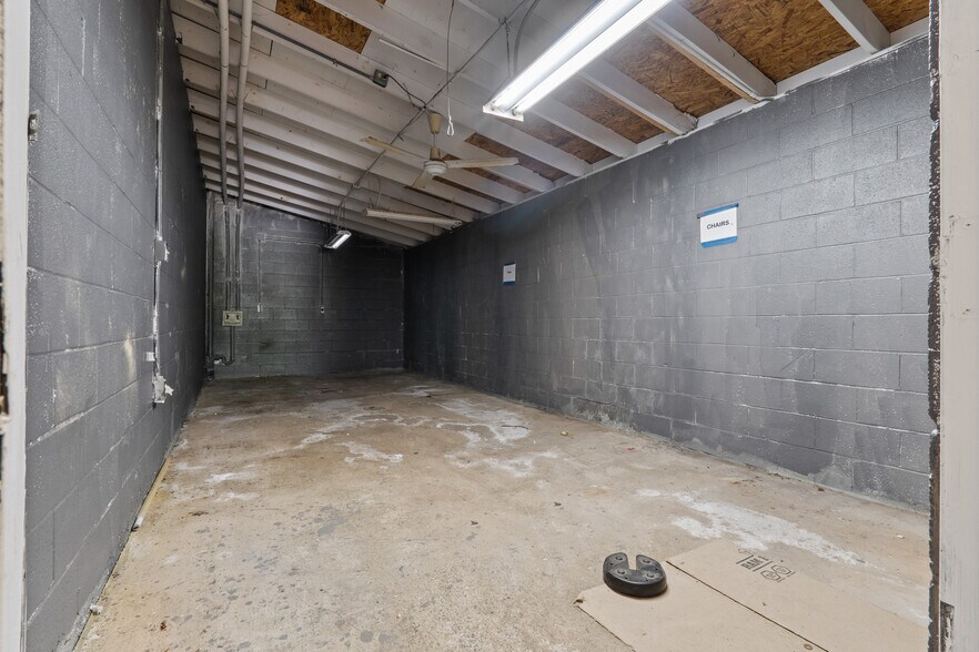 More Photos Of 25 Word St, Fairburn Warehouse For Sale