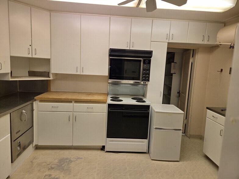 More Photos Of 714 SW 11th Ave, Portland Loft Creative Space For Lease