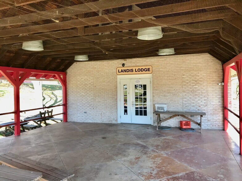 More Photos Of 2915 Newport Gap Pike, Wilmington Schools For Sale