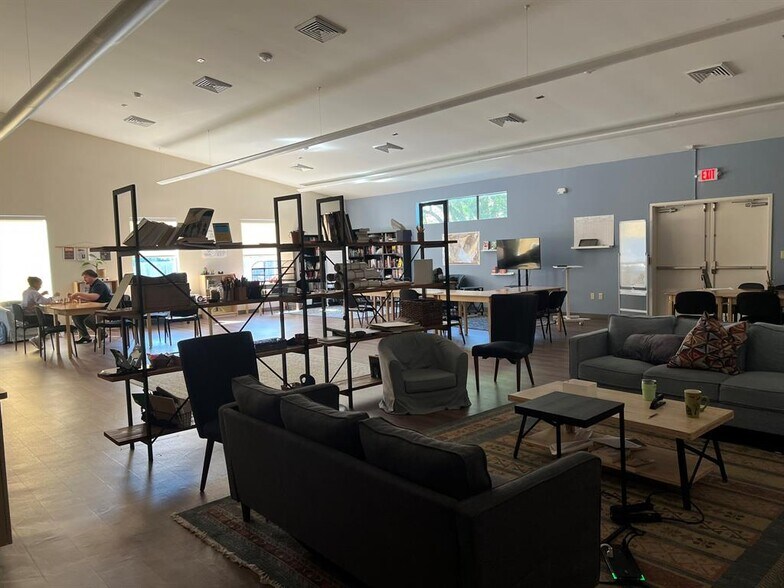 More Photos Of 3005 Glacier Pass, Cedar Park Office For Lease