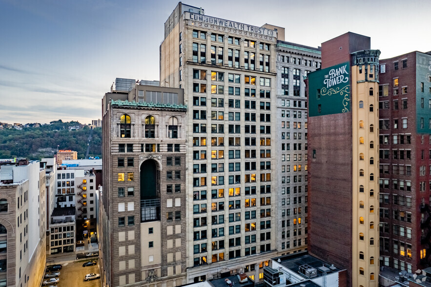 Primary Photo Of 316 4th Ave, Pittsburgh Apartments For Lease