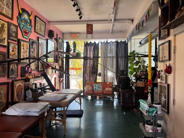 More Photos Of 1200 East 11th St, Austin Apartments For Lease