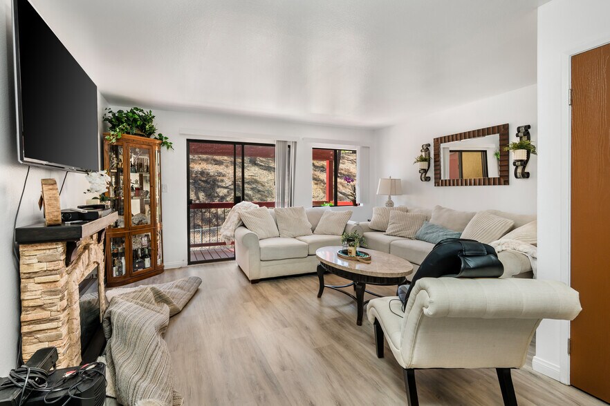 More Photos Of 321 Tremont St, Avalon Apartments For Sale