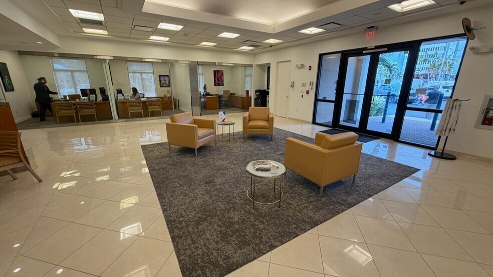 More Photos Of 10 N Federal Hwy, Pompano Beach Freestanding For Lease