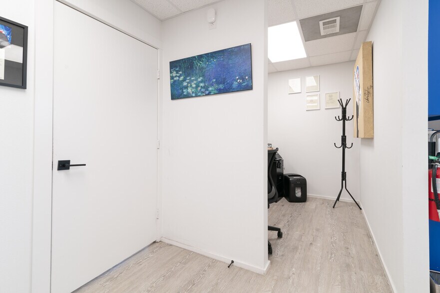 More Photos Of 13740 Research Blvd, Austin Office For Sale