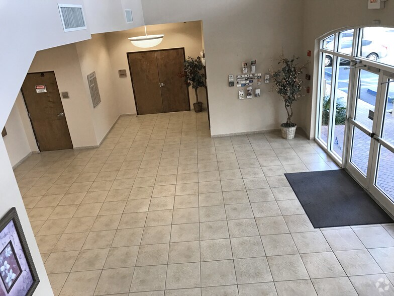 More Photos Of 10200 W State Road 84, Davie Office For Lease
