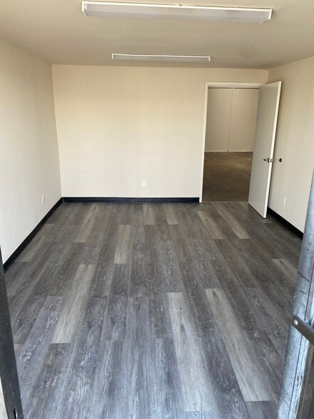 More Photos Of 725-785 W Rialto Ave, Rialto Warehouse For Lease
