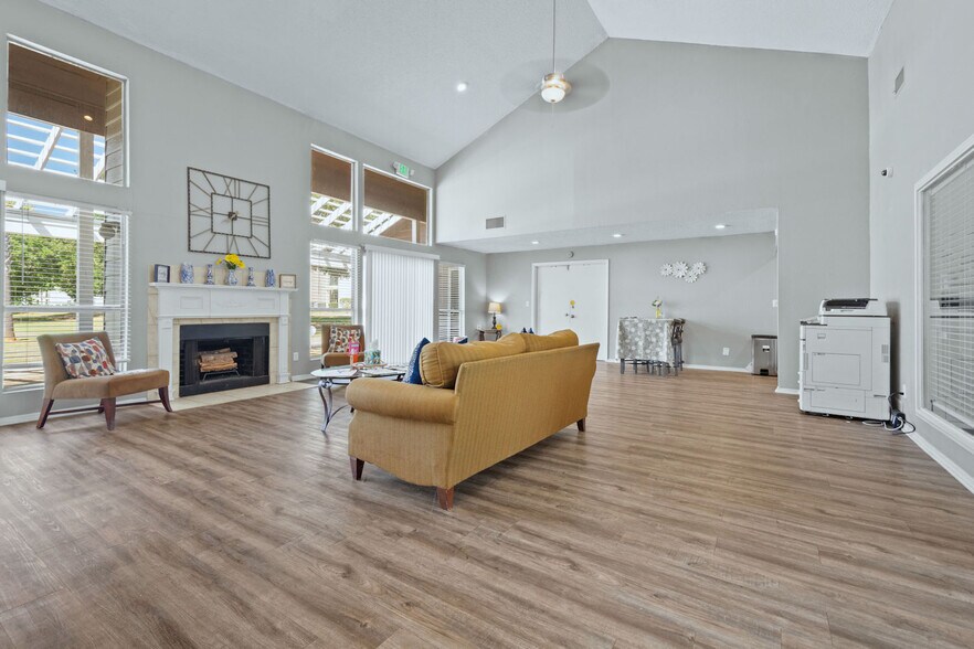 More Photos Of 509 N Westover Blvd, Albany Apartments For Sale