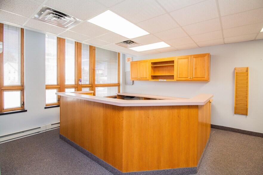 More Photos Of 10 Winthrop St, Worcester Medical For Lease