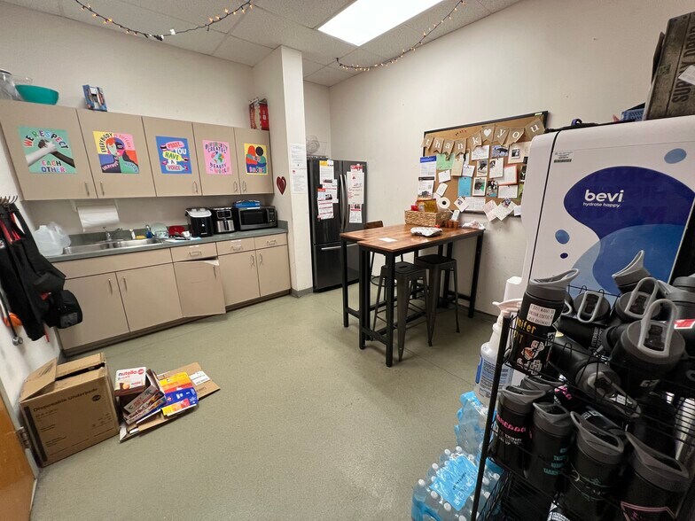 More Photos Of 202-238 E Bearss Ave, Tampa General Retail For Sale