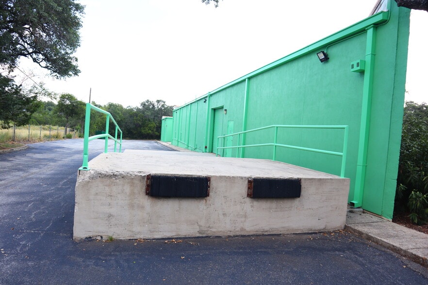 More Photos Of 16410 Blanco Rd, San Antonio Office For Lease