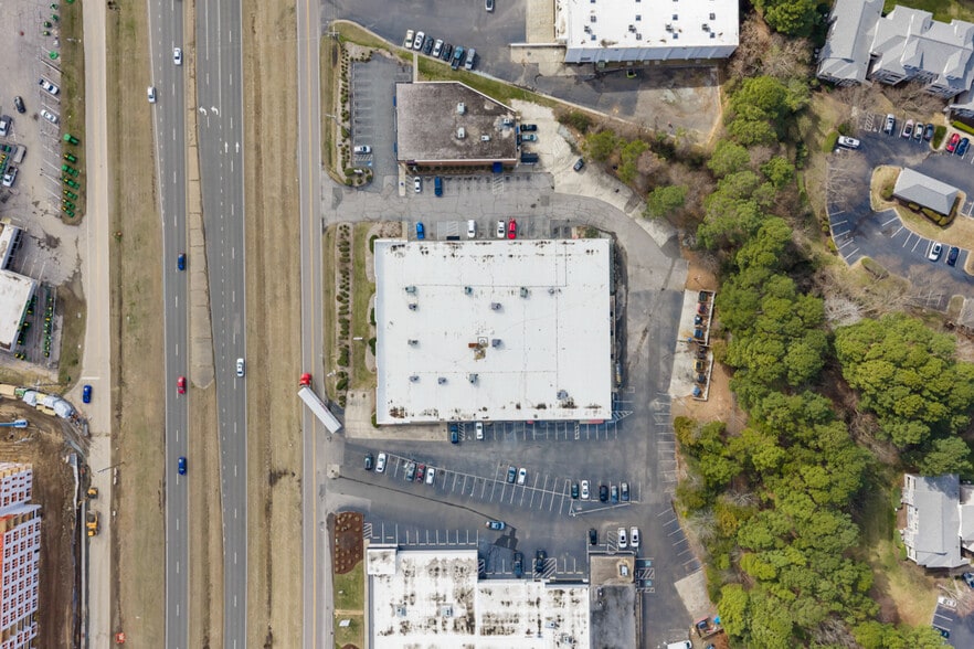 More Photos Of 3742 Durham Chapel Hill Blvd, Durham Showroom For Lease