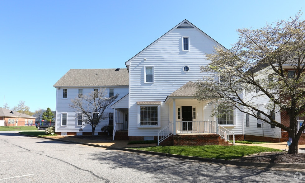 More Photos Of 13801 Village Mill Dr, Midlothian Office For Lease