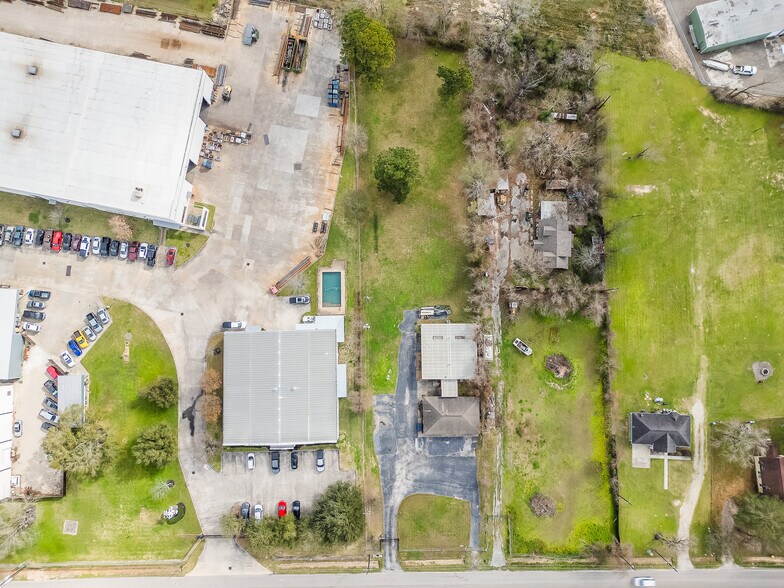 More Photos Of 27228 E Hardy Rd, Spring Warehouse For Sale