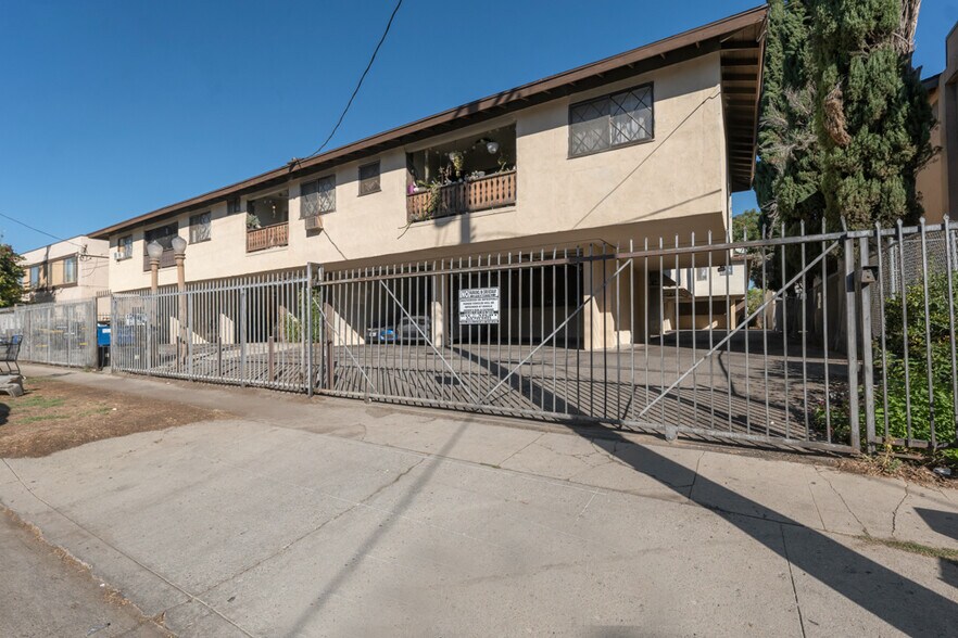 More Photos Of 18350 Napa St, Northridge Apartments For Sale