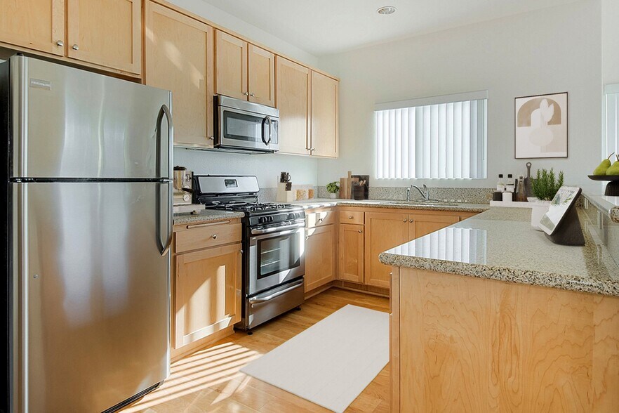 More Photos Of 401 S Grand View St, Los Angeles Apartments For Sale
