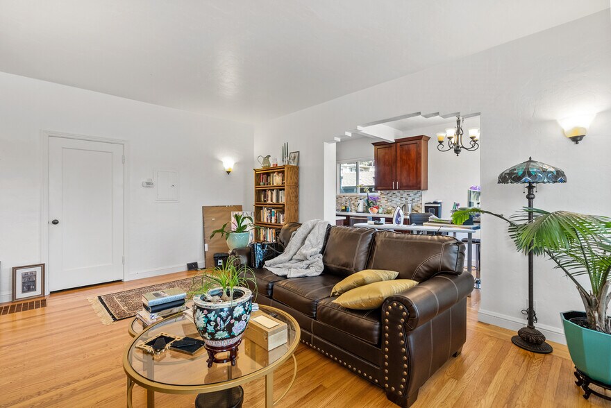 More Photos Of 1217 Capuchino Ave, Burlingame Apartments For Sale