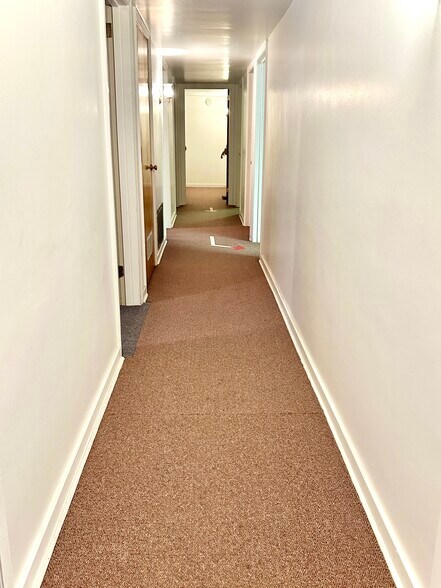 More Photos Of 616 Washington St, Sewickley Office For Lease