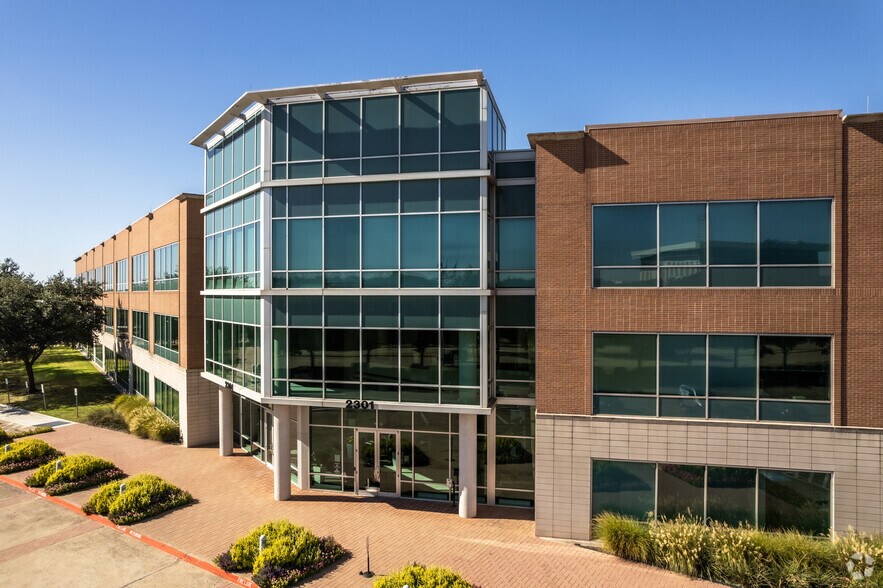 More Photos Of 2301 W Plano Pky, Plano Office For Lease