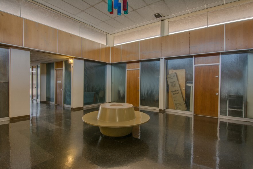 More Photos Of 500 N Broadway Ave, Blythe Medical For Sale