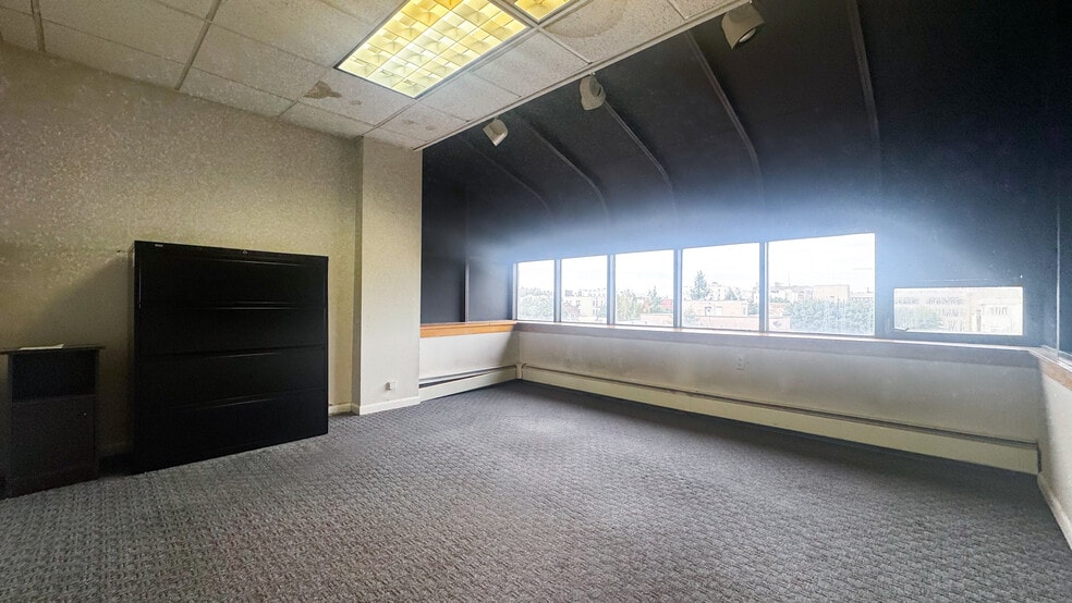 More Photos Of 36-12 34th Ave, Long Island City Office For Lease
