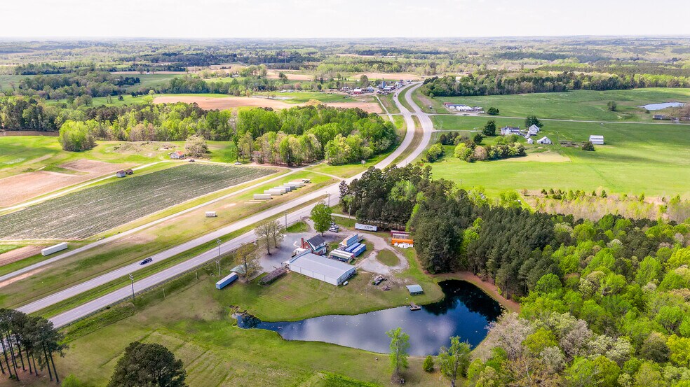 More Photos Of 6663 Highway 58, Buffalo Junction Storefront Retail Office For Sale