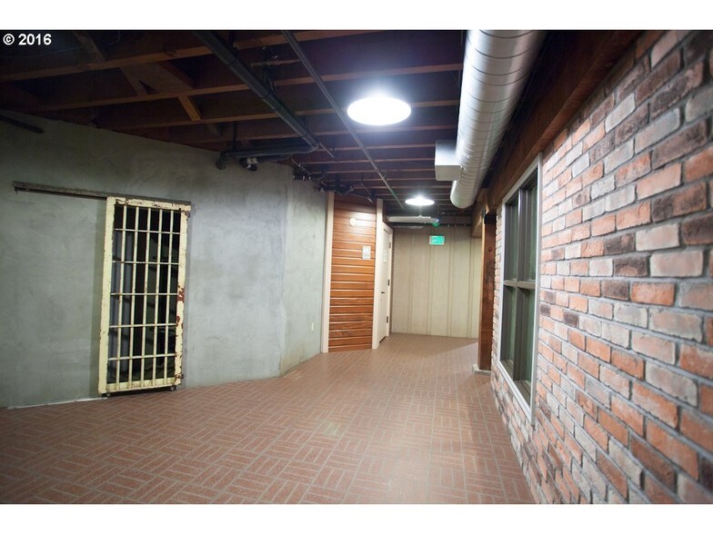 More Photos Of 1044 Marine Dr, Astoria Restaurant For Sale