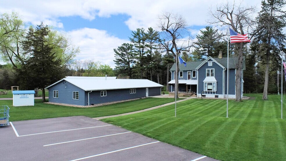 More Photos Of 3884 S Gillette Dr, Wisconsin Dells Lodge Meeting Hall For Sale