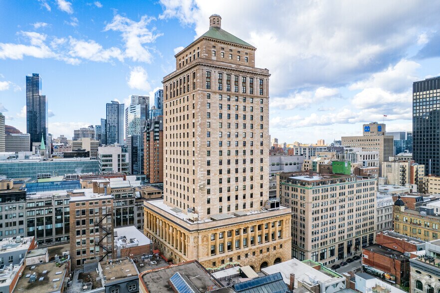 More Photos Of 360 Rue Saint-Jacques, Montréal Office For Lease
