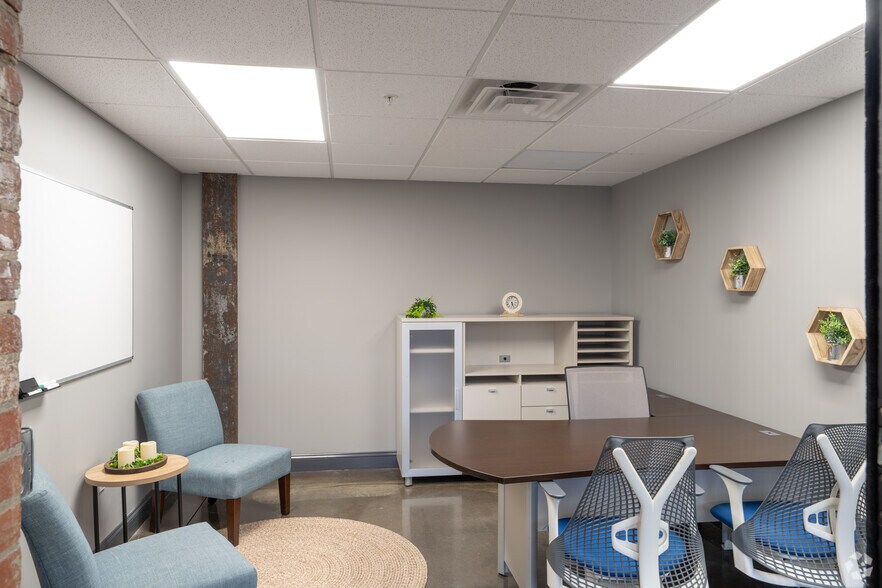 More Photos Of 155 Chandler St, Buffalo Coworking Space