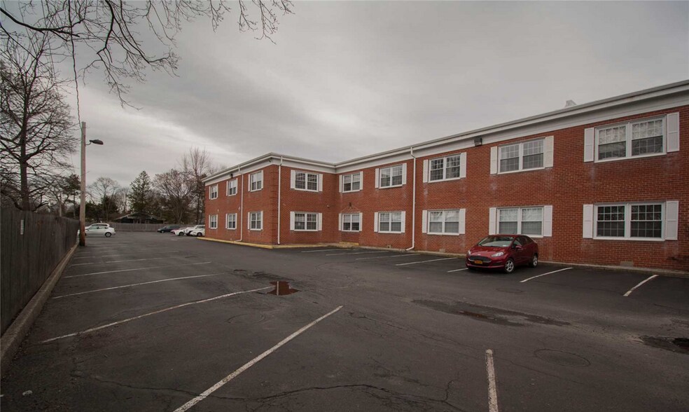 More Photos Of 475 E Main St, Patchogue Medical For Lease