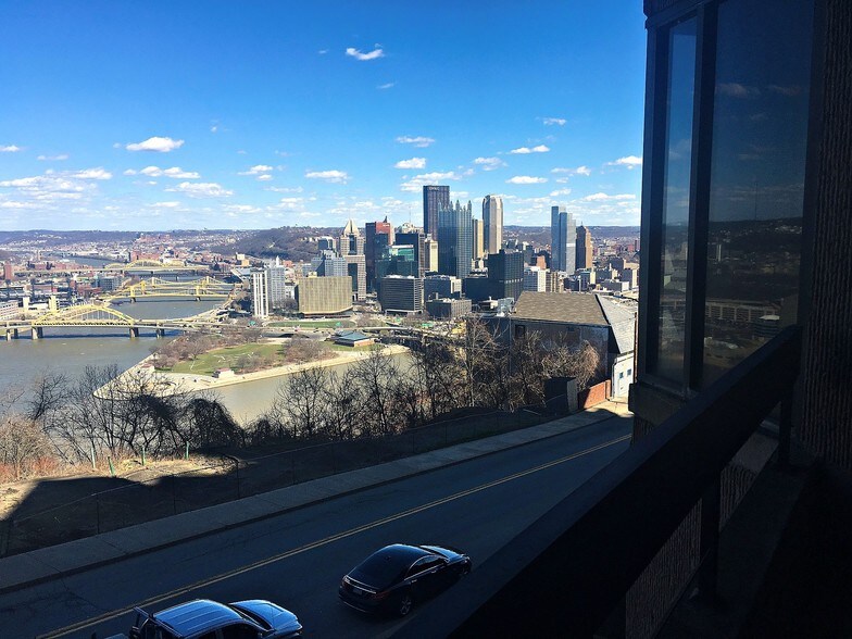 More Photos Of 1301 Grandview Ave, Pittsburgh Office For Sale