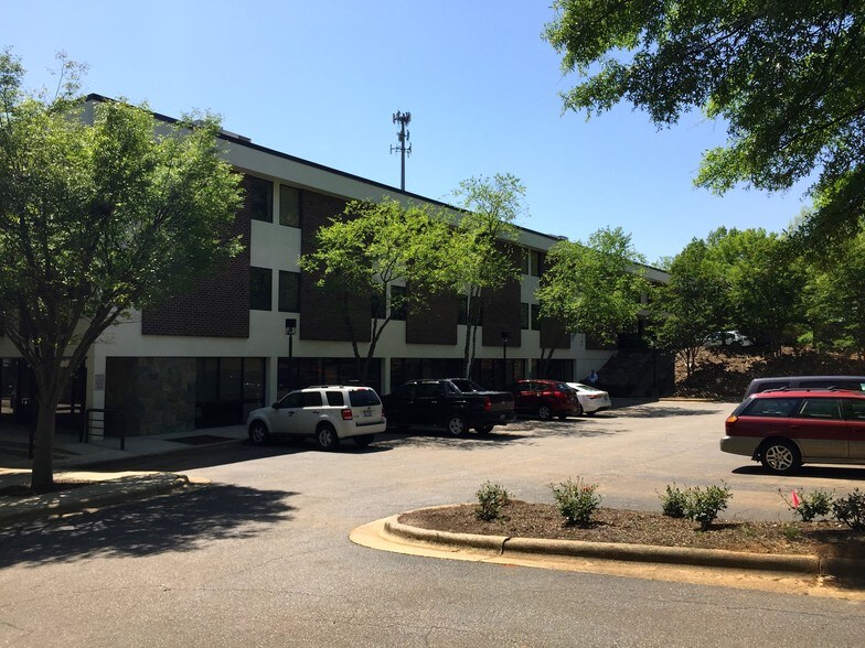 More Photos Of 1100 Navaho Dr, Raleigh Office For Lease