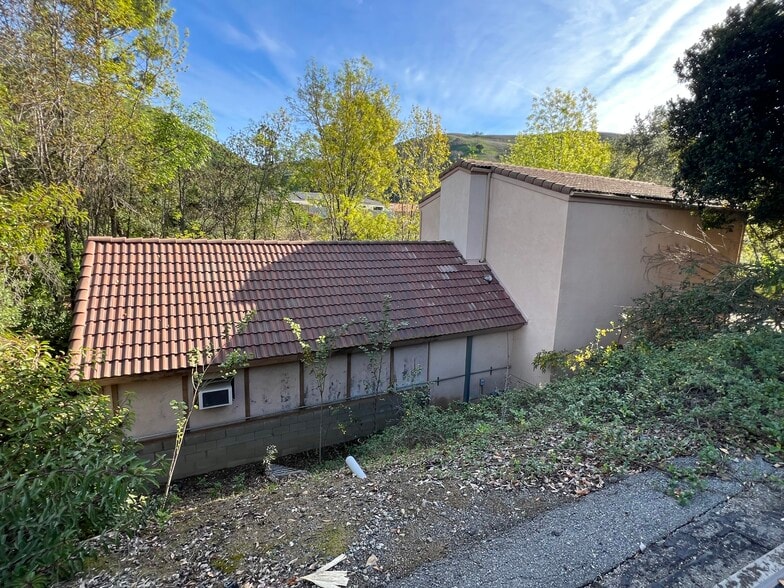 More Photos Of 114 Olinda Dr, Brea Medical For Sale