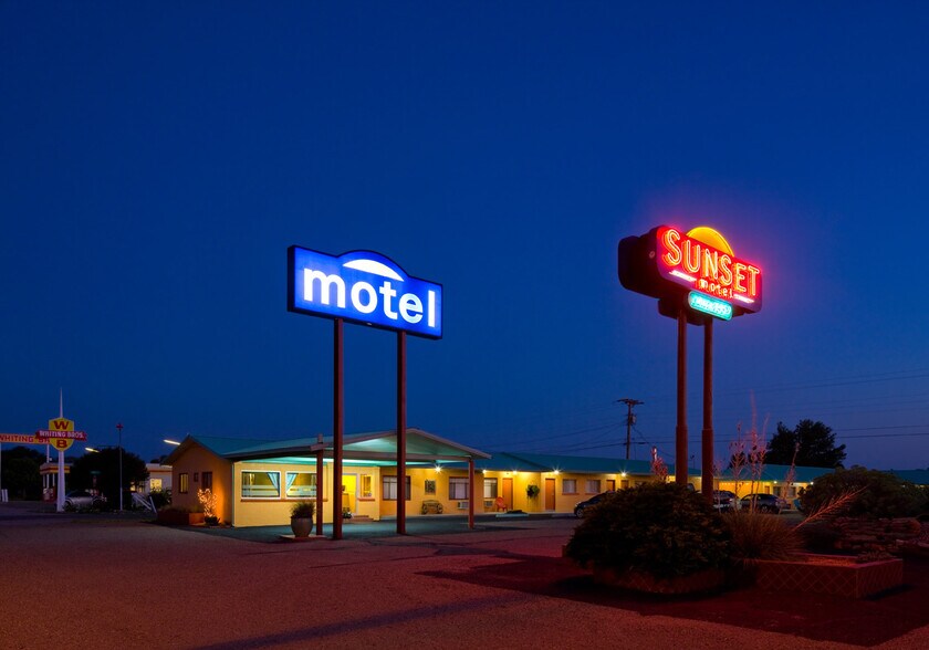 More Photos Of 501 E Historic Route 66, Moriarty Hotel For Sale
