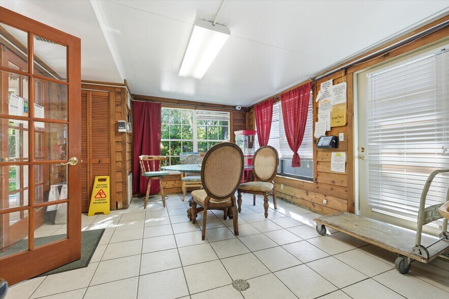 More Photos Of 7435 Plathe Rd, New Port Richey Assisted Living For Sale