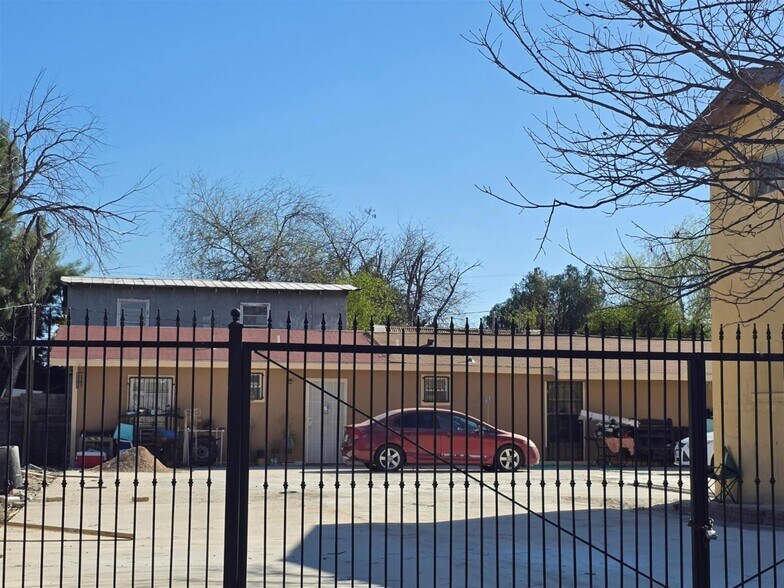 More Photos Of 319 Hidalgo St, Laredo Apartments For Sale