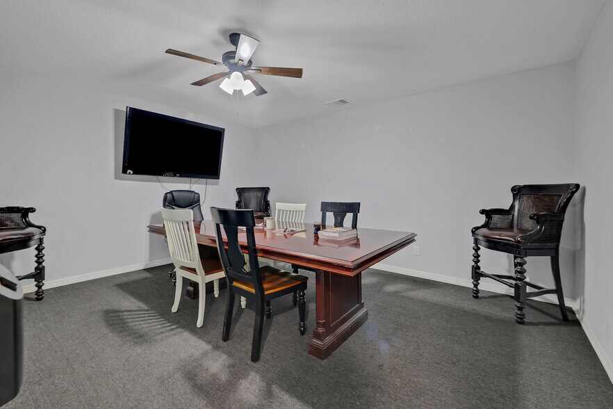 More Photos Of 771 Moody Rd, Palatka Service For Sale