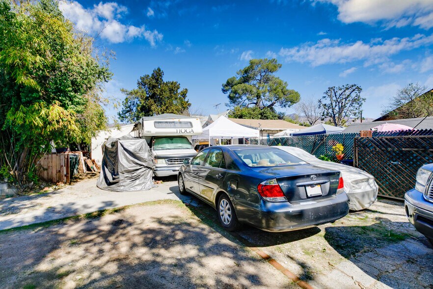 More Photos Of 708 N El Molino Ave, Pasadena Land For Sale