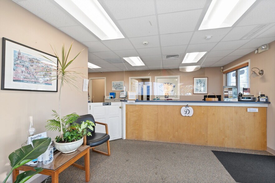 More Photos Of 658 N Main St, Brockton General Retail For Sale