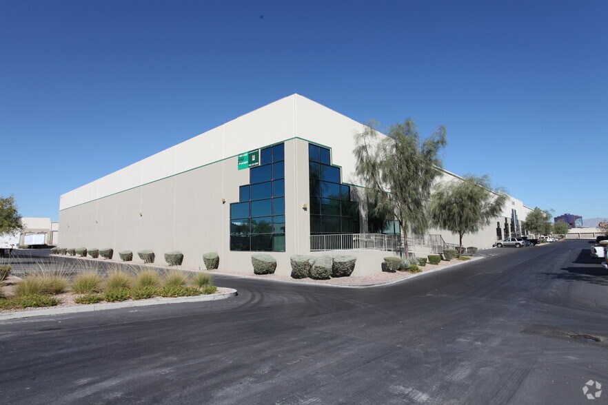 More Photos Of 3455 W Reno Ave, Las Vegas Warehouse For Lease
