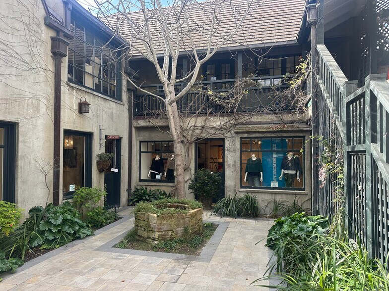 Primary Photo Of Lincoln St, Carmel General Retail For Lease