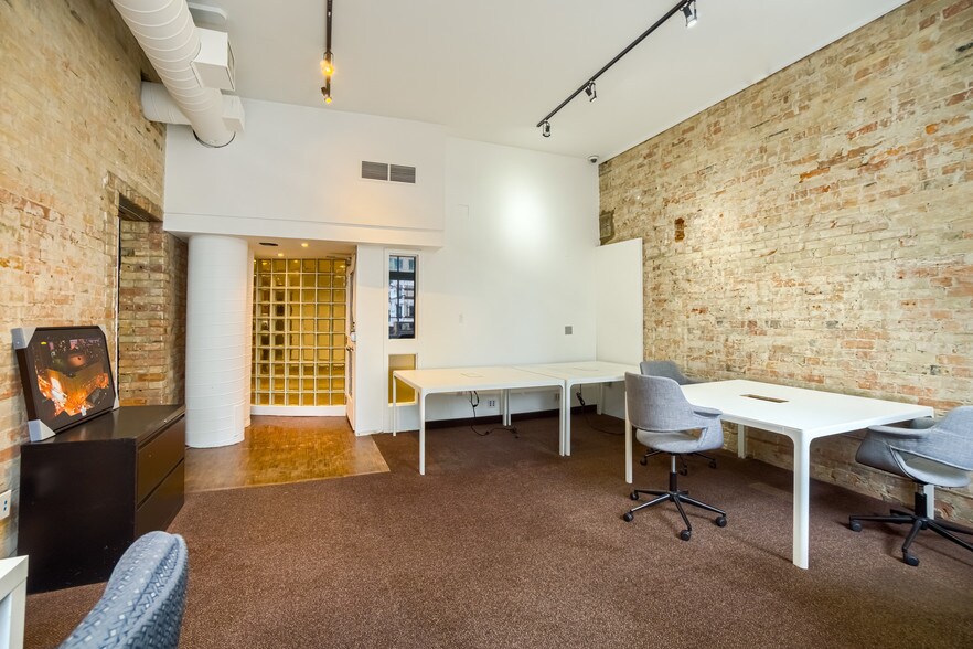 More Photos Of 45-55 Colborne St, Toronto Office For Lease