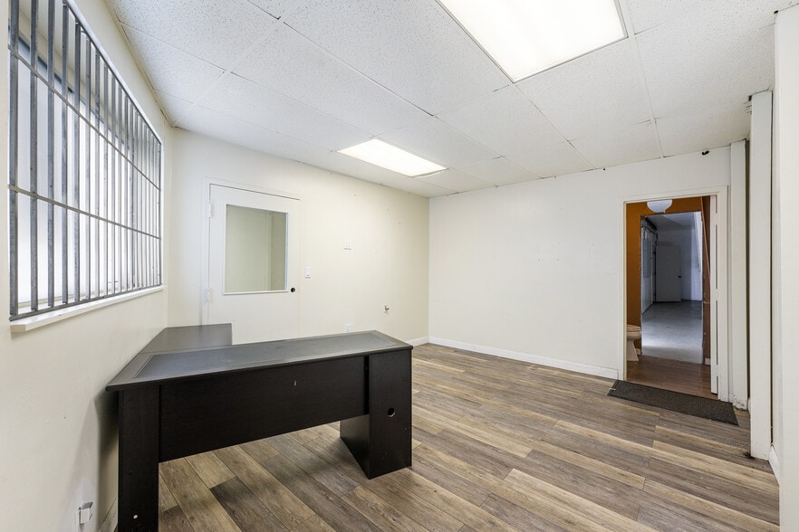 More Photos Of 57 Loomis St, San Francisco Warehouse For Lease