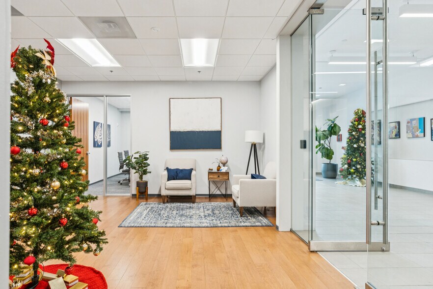 More Photos Of 235 Magrath Darby Blvd, Mount Pleasant Office For Lease