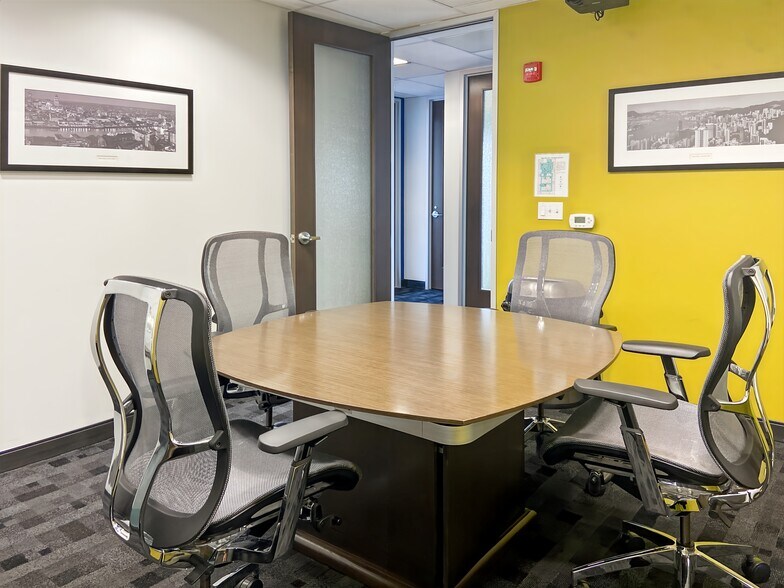 More Photos Of 325 Sentry Pky W, Blue Bell Coworking Space